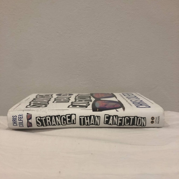 YA Book "Stranger than Fanfiction by Chris Colfer - Picture 5 of 8